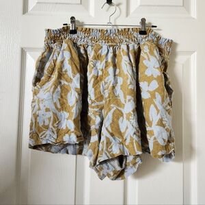 Ava & Viv Yellow Pastel Blue Stretchy Mocked Waist Floral Pull On Shorts 1x